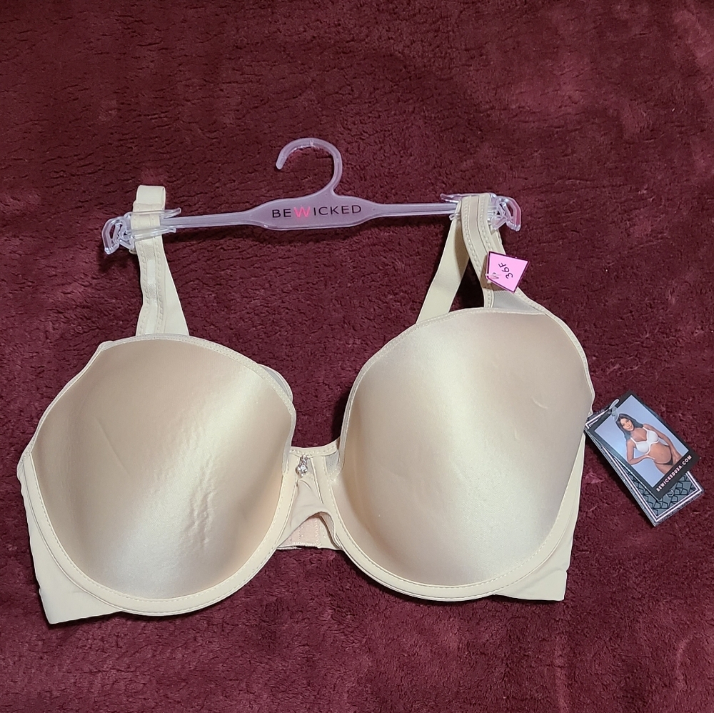 NWT 36DDD/36F Seamless Kristy Full Coverage Bra
